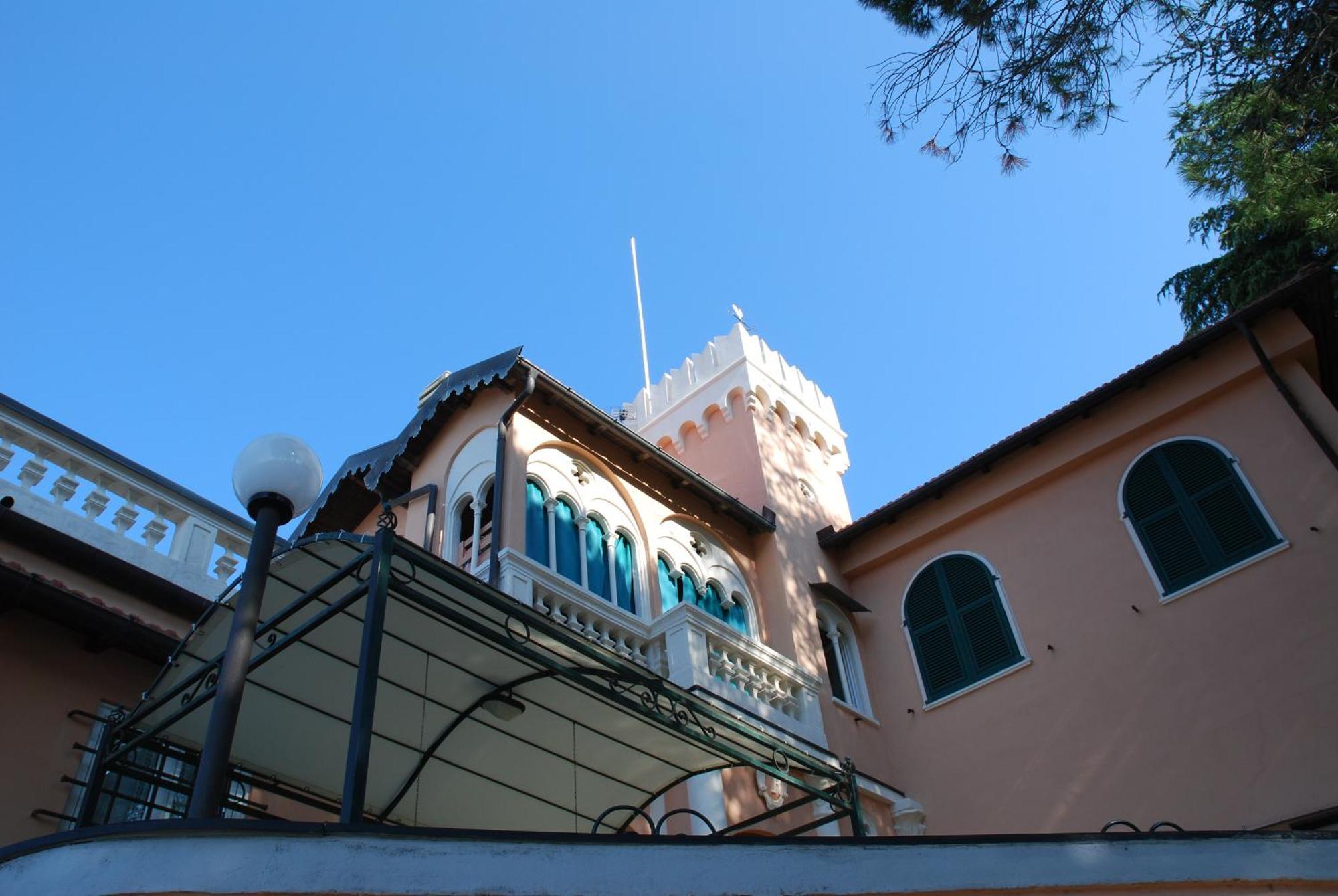 Villa Rocca Leivi Екстериор снимка
